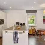 Farm stay Vierseitenhof Mit Pool