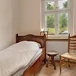 Vierseitenhof Mit Pool *