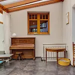 Farm stay Vierseitenhof Mit Pool Ziesar