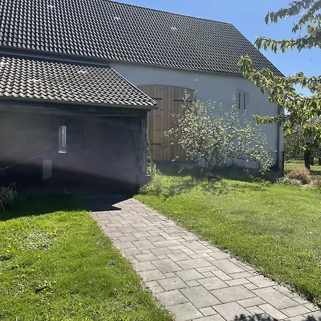 Vierseitenhof Mit Pool Farm stay *