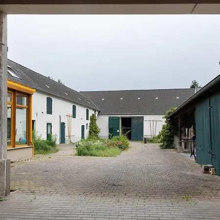 Farm stay Vierseitenhof Mit Pool *