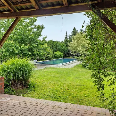 Feriegård Vierseitenhof Mit Pool